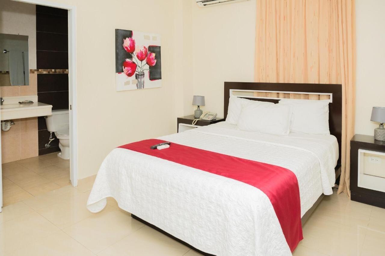 Hostal San Francisco De Asis Santo Domingo Bagian luar foto