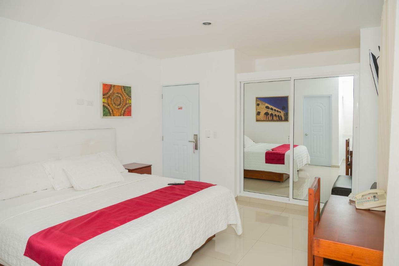 Hostal San Francisco De Asis Santo Domingo Bagian luar foto